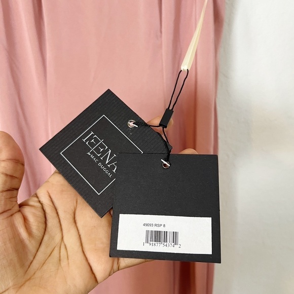 Mac Duggal Embellished Neck Trumpet Gown - Picture 8 of 10